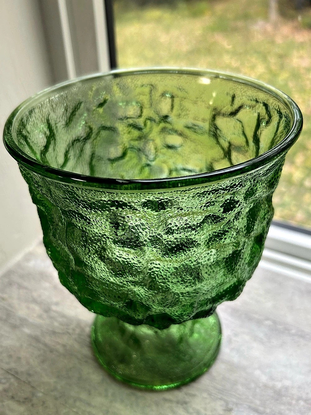 ✨Vintage✨ | E.O. Brody Co. | A102 | Green |Crinkle Glass | Pedestal Bowl Vase